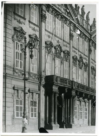 Palais Goltz Kinsky Prag B Hmen Und M Hren Europeana