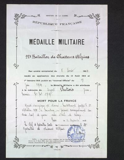 Certificat d obtention de la médaille militaire 1924 Europeana