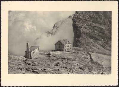 Rifugio T Pedrotti Alla Tosa M 2491 Con La Chiesetta Dolomiti Di