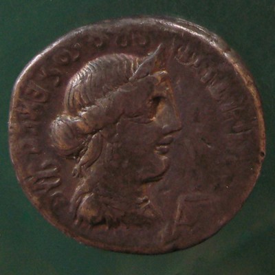 Omnia C Annius T F T N Und L Fabius L F Hispaniensis N Italien V Chr 81 V Chr Denar Cra 366 1a