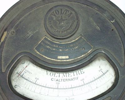 Voltmètre — Wikipédia