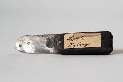 knife
