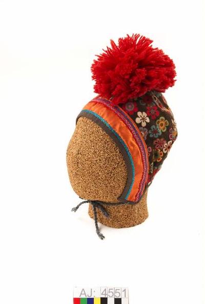 Hairstyle , hat from Banat , Northern Serbia **AkudMladostTemišvar
