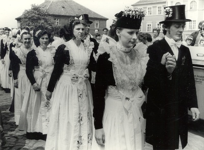 Hochzeitszug aus Jeßnitz in Bautzen
