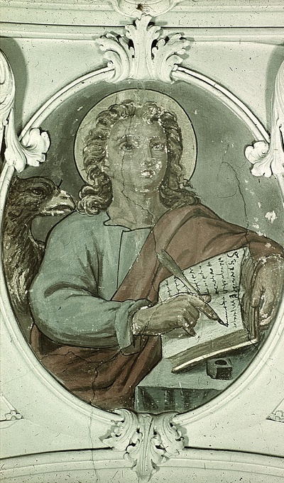 Deckenbild im Langhaus: Der Evangelist Johannes