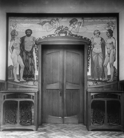 Four female and two male figures