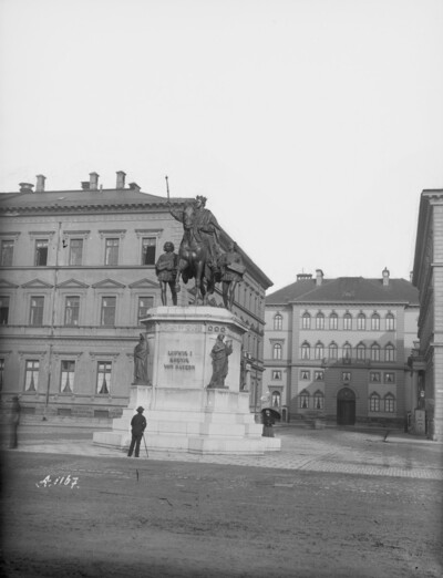 Equestrian monument to King Ludwig I