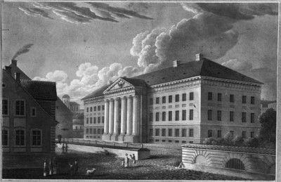Das Hauptgebäude der Universität