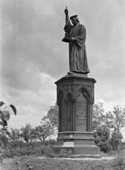 Luther memorial