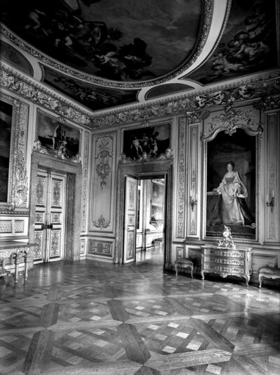 Northern front room