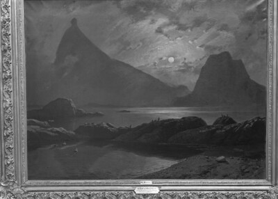 Hestmann Island near Norway/l “Île d” Hestman