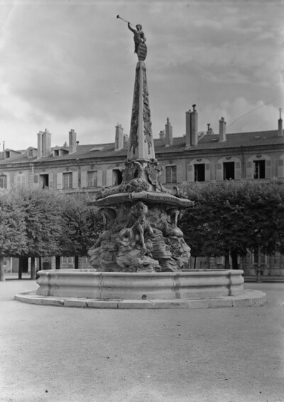 Brunnen