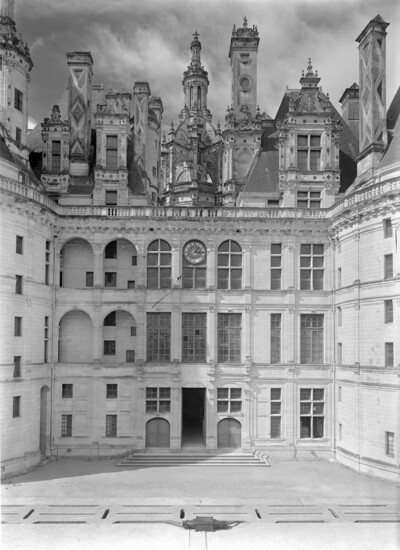 Mittelbau