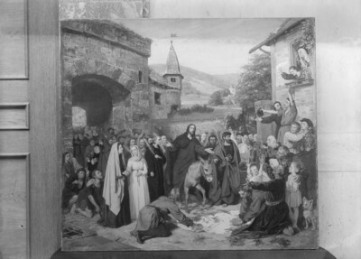 Christ entering Jerusalem