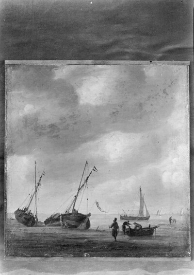 Quiet sea with sailing ships