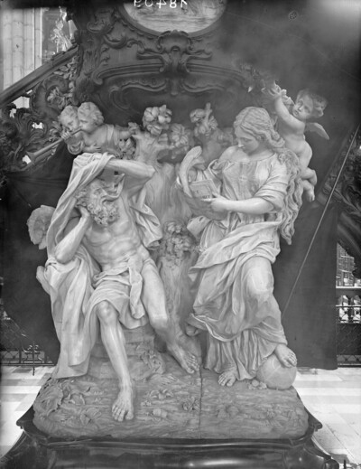 The truth shows the Holy Scripture to the world (triumph of Christianity over paganism)