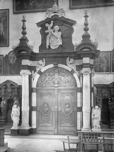 Portal frame