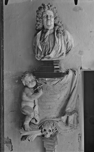 Grabmal des Malers Johann Carl Loth