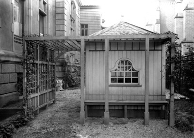 Garden pavilion with Pergola