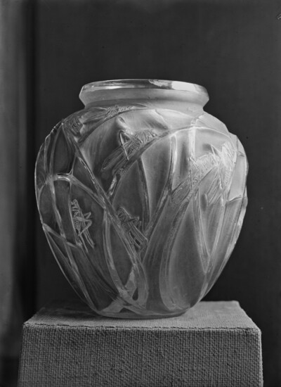 Vase with grasshoppers