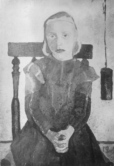 Girl with watch weight