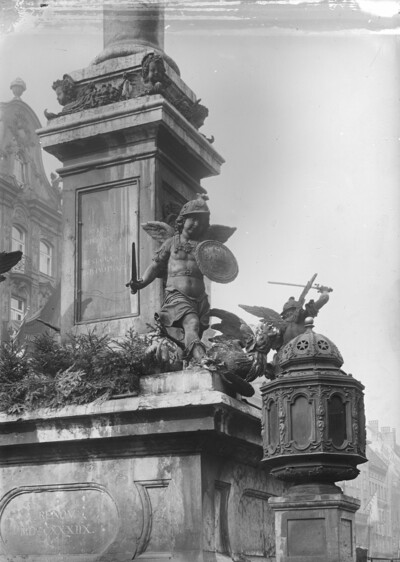 War putto with Basilisk