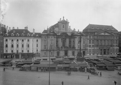 Ehemals Jesuitenkirche zu den neun Chören der Engel / Kirche am Hof