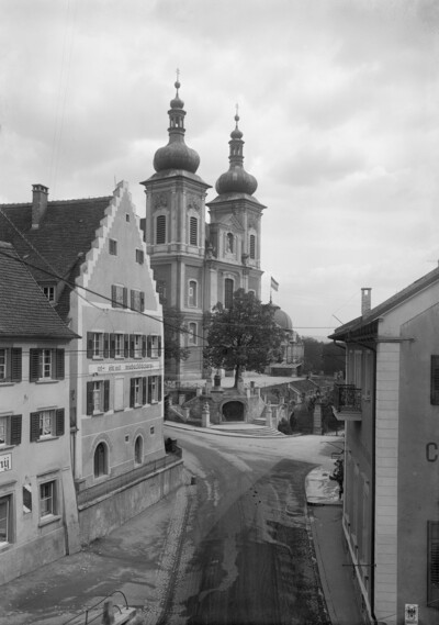 Katholische Pfarrkirche Sankt Johannes Baptist