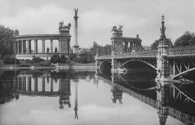 Colonnade