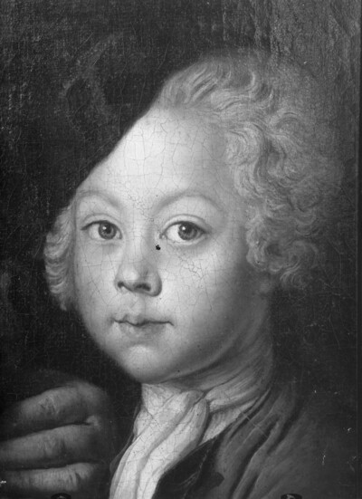 Portrait Gottfried Adolph Daum with his grandson and pug