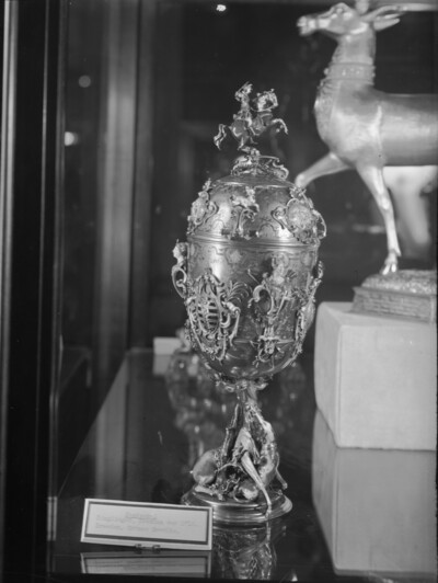 White Field Hunting Cup