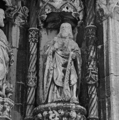 Apostelfigur