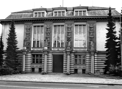 Ehemalige Schlesische Handels- und Gewerbekammer & Haus der Kultur
