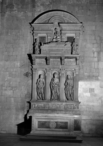 Headstone of Saint Regulus