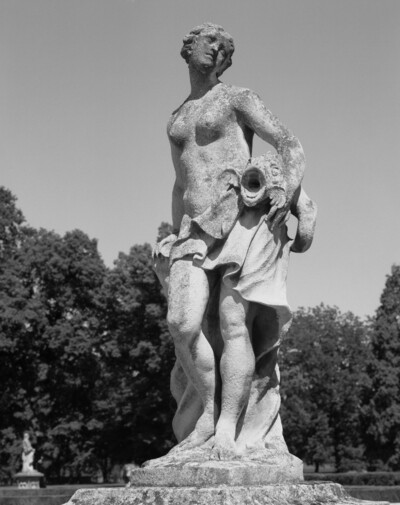 Statue