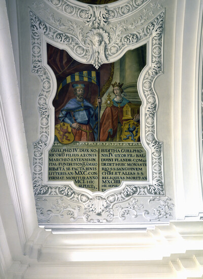 The founder of Welf IV and his wife Judith, Duchess of Flanders, founder of the relics of Saint Oswald and Saint Blood