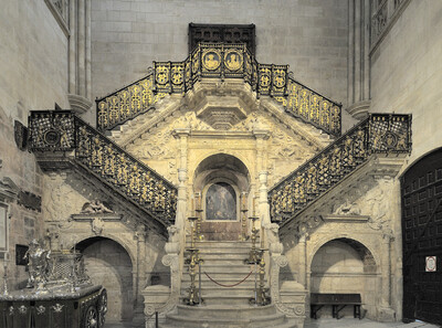 Escalera Dorada (Golden Staircase)
