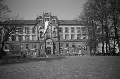 Hauptgebäude