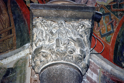Kapitell mit Daniel in der Löwengrube