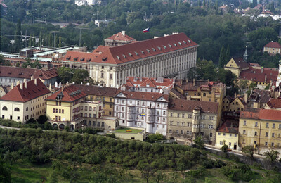 Palais Czernín