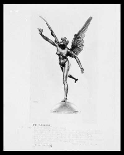 La Renomée (Ruhmesgöttin): Bekrönung vom Grabmal des Louis de Nogaret , Herzog d'Epernon, und seiner Gemahlin Marguerite de Foix-Candalle