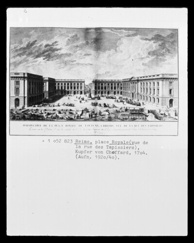 View of the Place Royal to Reims