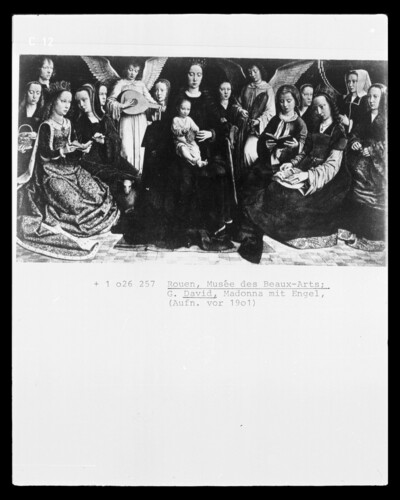 La Vierge entre les Vierges