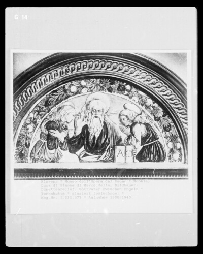 Lunette relief: God’s father between angels