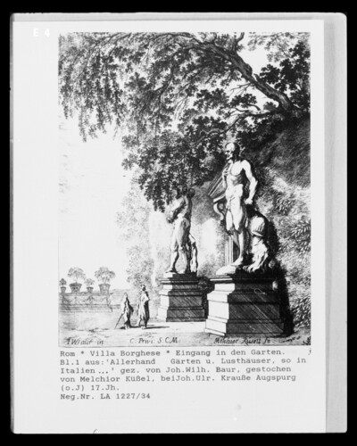 Villa Borghese in Rome: Entrance to the Garden