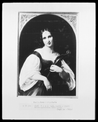 Lute player
