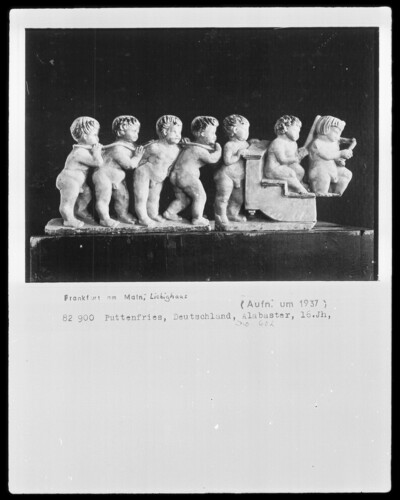 putty frieze