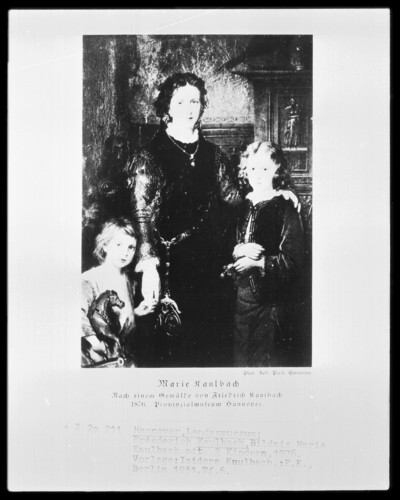 Madam Marie Kaulbach with children