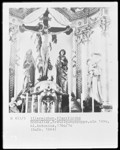 Crucifixion group