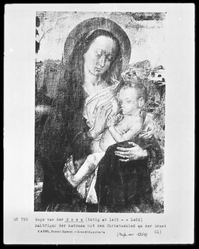 Mary breastfeeding the boy of Jesus